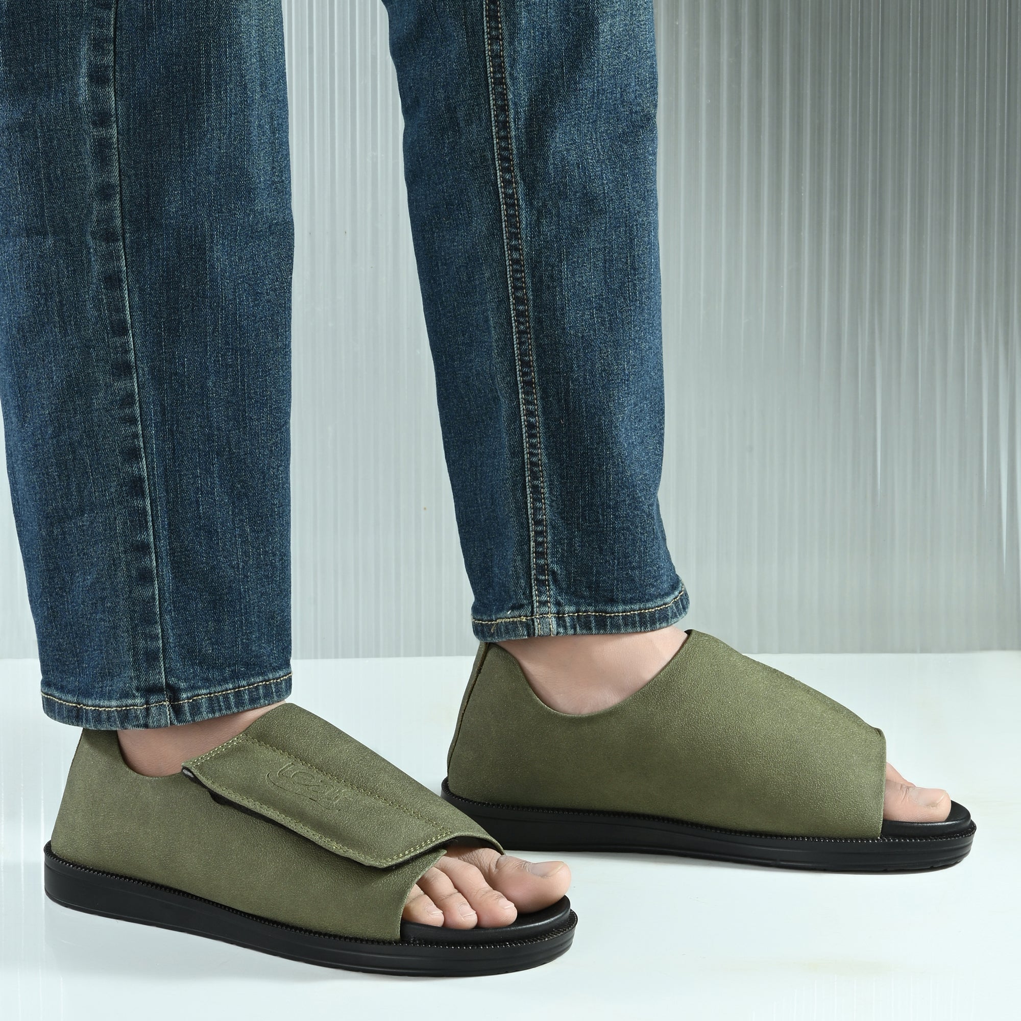 Diabetic Comfy-Pro Buddy Sandal for reduction of burning and loss of sensation. 1 Strap