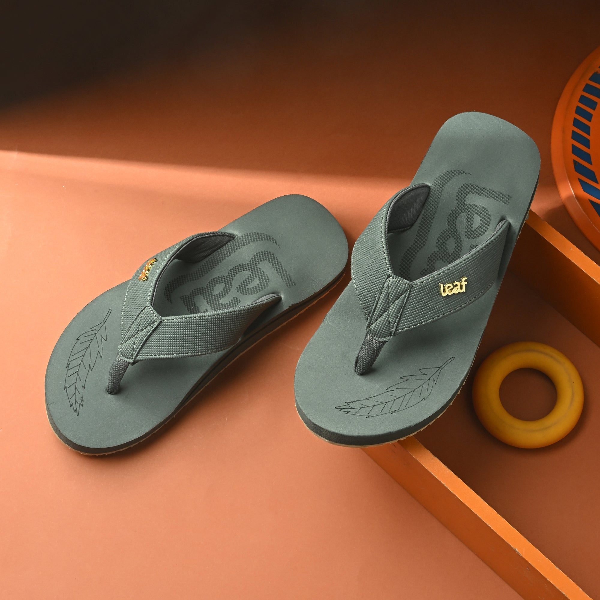 Flat Feet slippers from leaf ortho with 12mm arch support